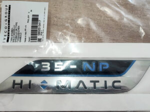 ZNACZEK MODELU NAPIS IVECO DAILY 5802515417 35-NP HI-MATIC